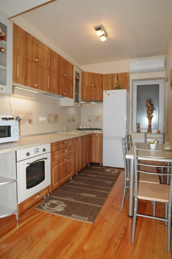 Casa Di Luca Apartment บราชอฟ ภายนอก รูปภาพ